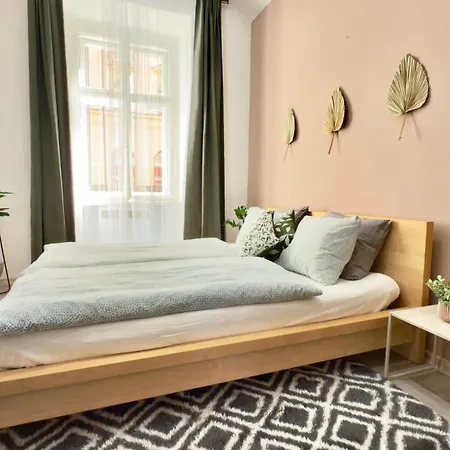 Plavecka Daire Prag